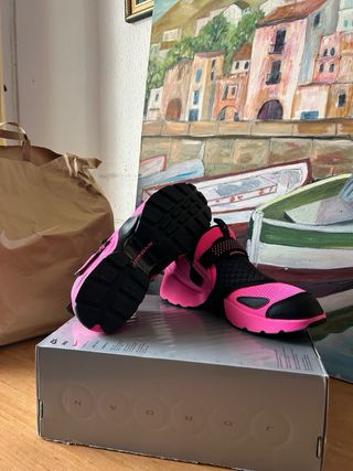 Nike Jordan Runner LX Rosa y Negro