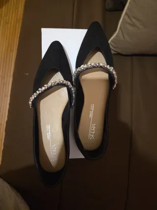 Manoletinas negras con pedrería