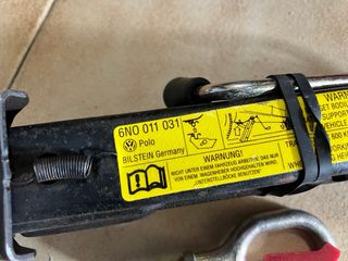 Macaco Volkswagen Polo 6NO 011 031