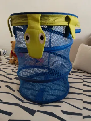Cesto infantil para juguetes serpiente