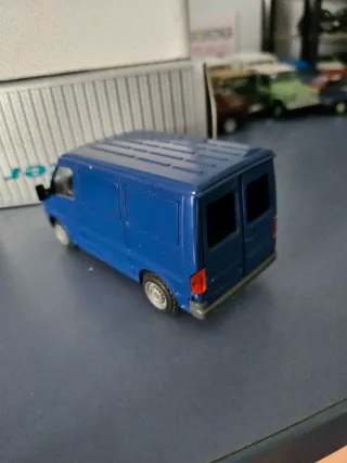 Mercedes Sprinter 1/43