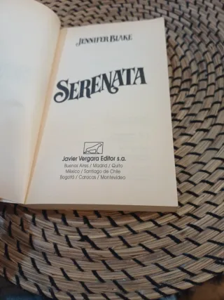 Serenata (Spanish Edition)