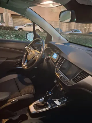Opel Crossland X 2019