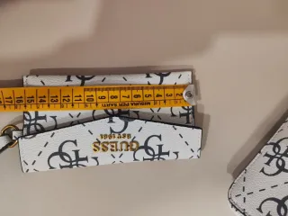 Bolso Guess con monedero