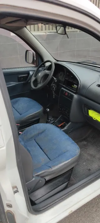 Peugeot Partner 2001