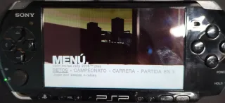 Colin McRae Rally 2005 Plus (PSP).