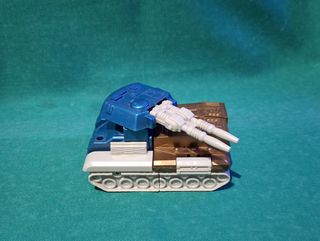 Belíssimo Transformer com armas, vintage