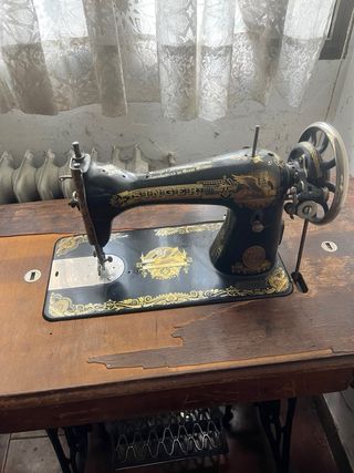 Máquina de coser Singer antigua