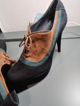 Zapatos Manolo's Elda Ante y Plataforma