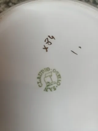 Sopera San Claudio porcelana dorada