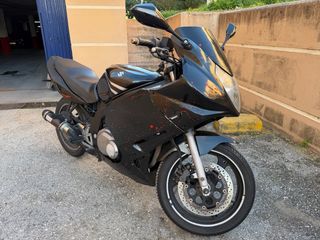 Suzuki GS500F Negra