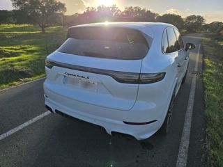 Porsche Cayenne turbo s
