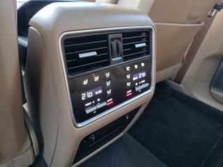 Porsche Cayenne turbo s