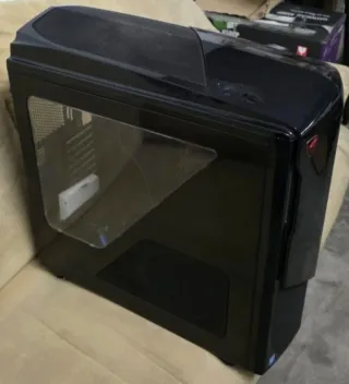 Torre NZXT Phantom 530