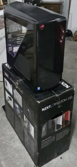 Torre NZXT Phantom 530