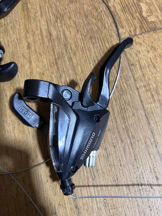 Shimano ST-EF500 3x8V - Conjunto Manípulos e Travã