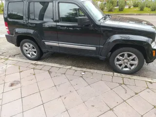 5 Ruedas Jeep Cherokee 2008
