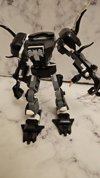 LEGO 76276 Venom vs Miles Morales