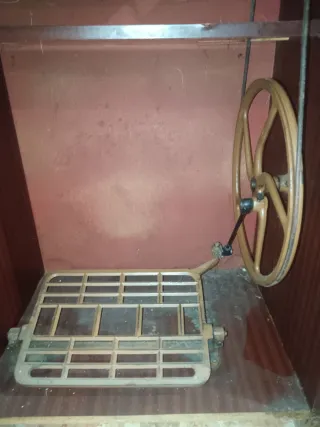 Máquina de coser Sigma antigua