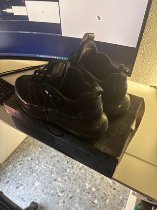 Nike MX-720-818 Negro/Azul