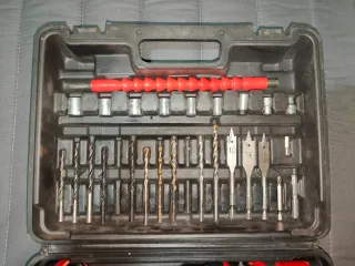 Taladro Atornillador Bamse 21V con Accesorios