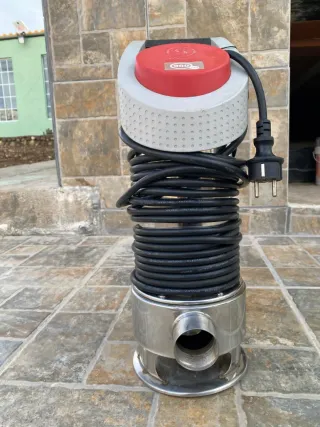 Bomba Sumergible Sterwins 900W