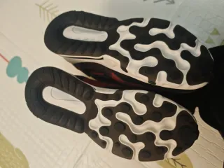 Nike Air Max 70 React