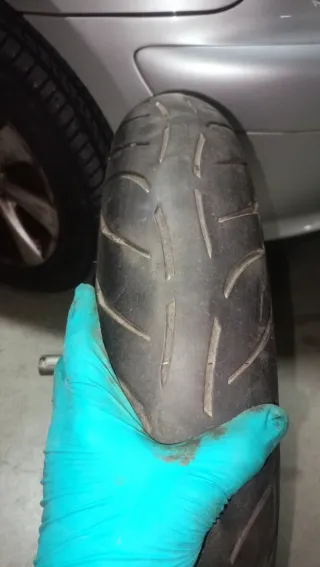 Llanta delantera VFR750