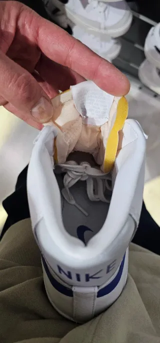 Nike Blazer Mid 77 Low