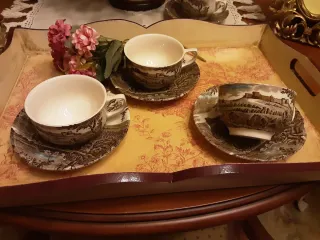 Juego 3 tazas té Johnson Brothers con plato