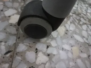 Silla de escritorio ergonómica púrpura