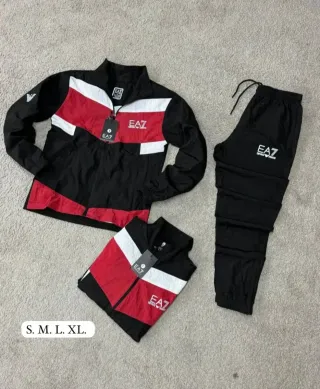 Conjunto Deportivo 2 por 70 euros chándal talla