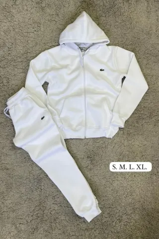 Conjunto Deportivo 2 por 70 euros chándal talla