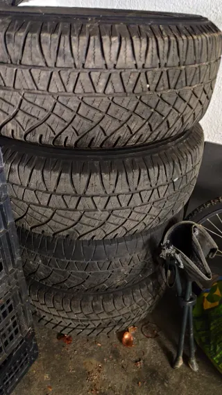 Michelin Mixtos con llanta Patrol GR Y61