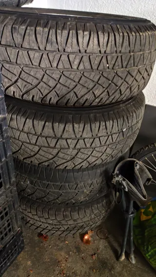 Michelin Mixtos con llanta Patrol GR Y61