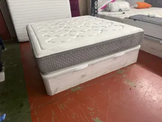 180x200 KING SIZE CANAPE BLANCO ARTICO CON COLCHO