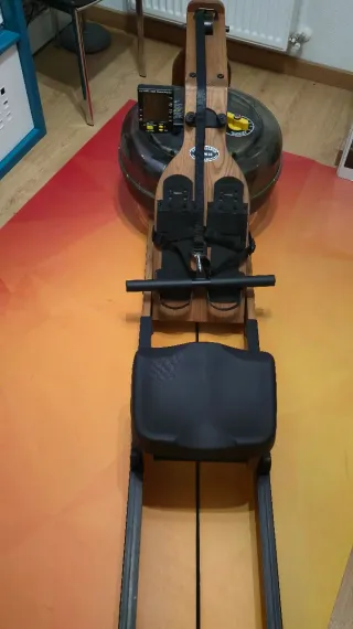 Máquina de Remo First Degree Fluid Rower Viking2AR
