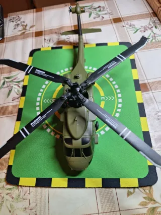 Helicóptero UH-60 L Black Hawk RC