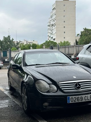 Mercedes-Benz Clase C 2004