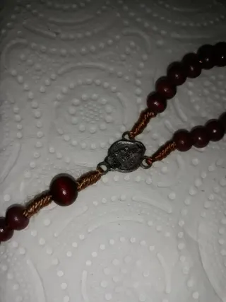 Virgen de Lourdes y Rosarios