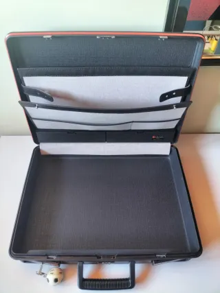 Maletín Delsey Negro