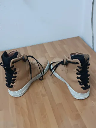 Zapatillas Nike Air Force 1 Beige/Negro