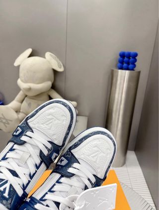 Louis Vuitton Azules y Blancas Nuevas