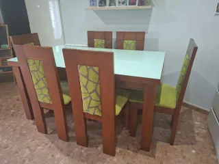 Mesa de comedor cristal y madera
