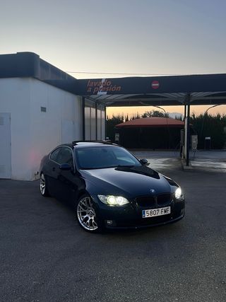 BMW Serie 325i e92 2007