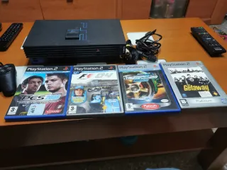 Consola PS2 Negra + 4 Juegos
