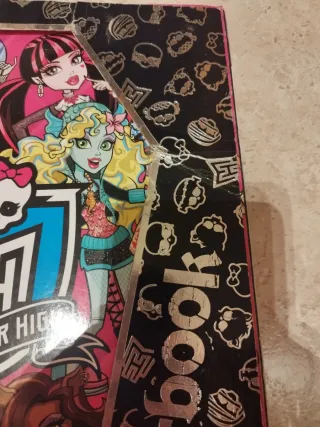 Álbum Monster High Panini