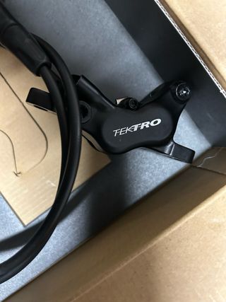 Frenos TEKTRO 4 pistones