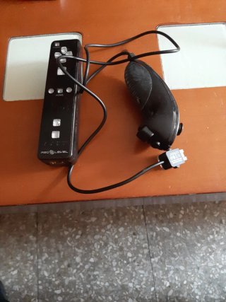 Consola Wii Negra + Accesorios