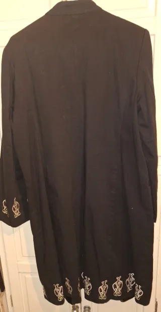 Abrigo Armatrichi Negro Bordado Hecho en España